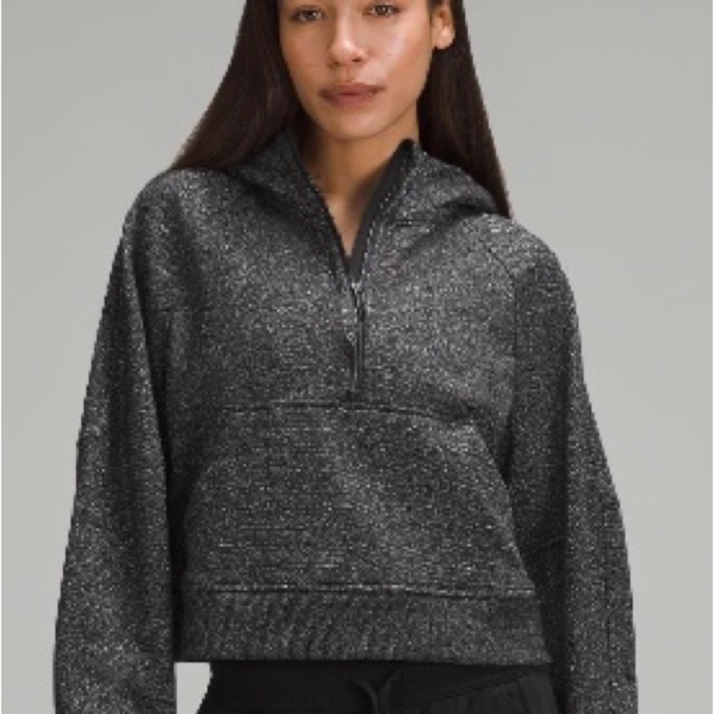 Lululemon Scuba 1/2 zip- Black/Silver, XS/S